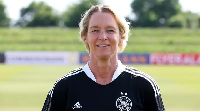 Martina-Voss-Tecklenburg Eine-Vorreiterin im