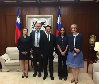 Frage nach dem Ehemann