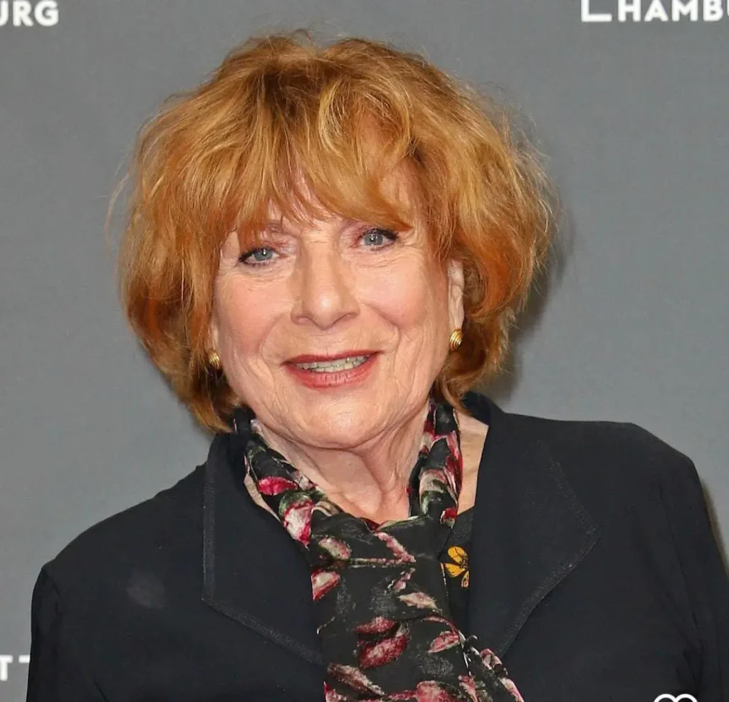 Frühes Leben und Ausbildung von Hoge